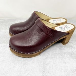 Maguba Bordeaux Pull Up Swedish Clogs 38